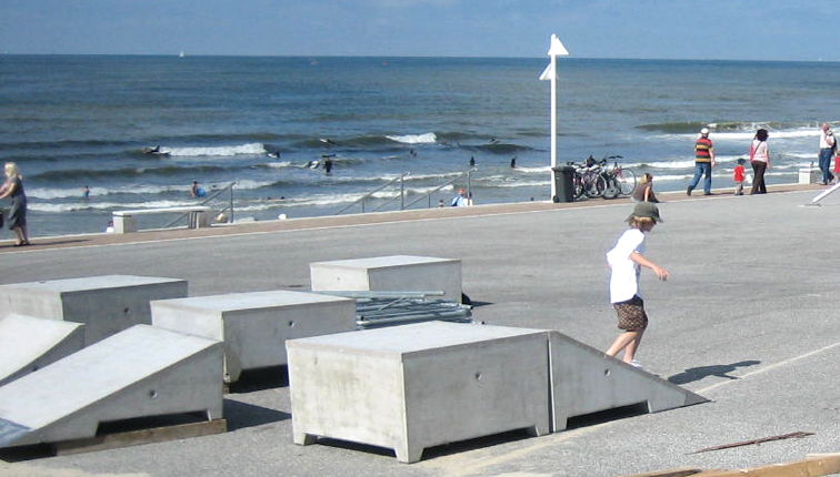 Skate-Elemente: Ramps und Skateteile